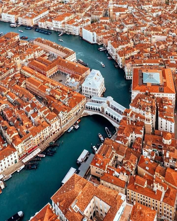 Full Moon View Rialto Hotell Venezia Eksteriør bilde